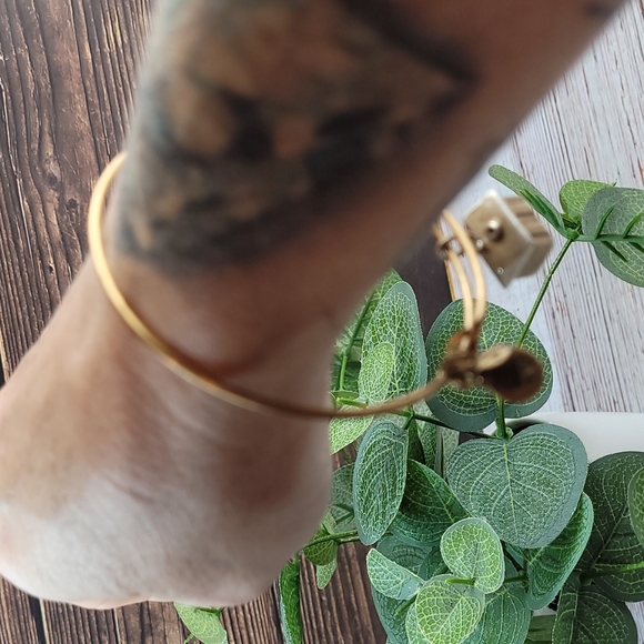 RETIRED ALEX & ANI MONOPOLY HOUSE BRACELET - Picture 3 of 4